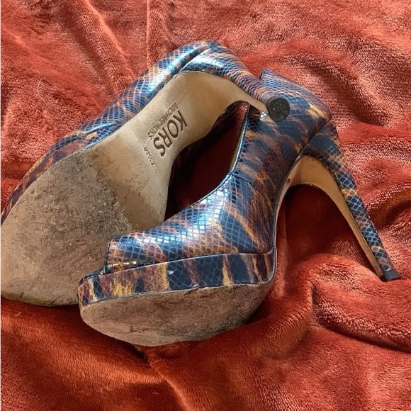 Kors Cheetah Pattern Leather Platform Stilettos - Picture 4 of 6